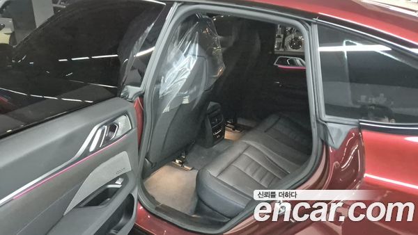 BMW i4 2024, фото 9