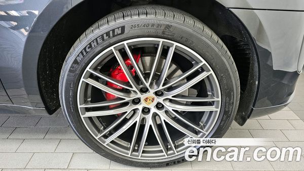 Porsche Macan 2021, фото 5