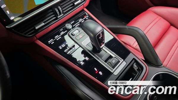 Porsche Cayenne 2020, фото 9