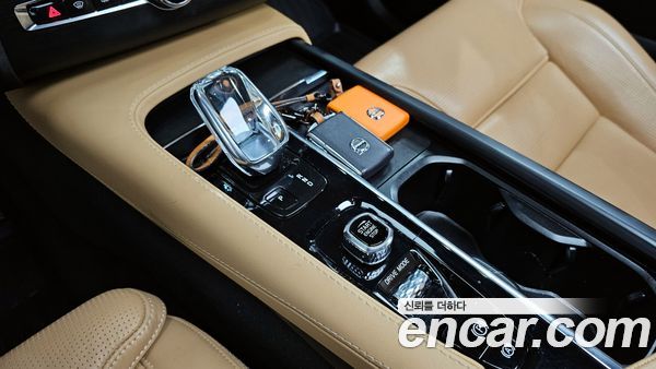 Volvo XC90 2021, фото 9