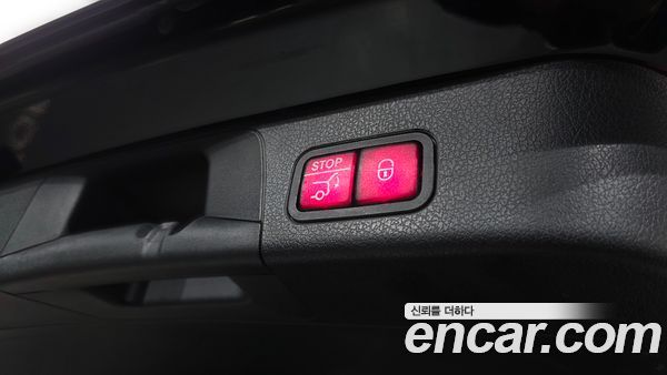 Mercedes-Benz GLB 2021, фото 19