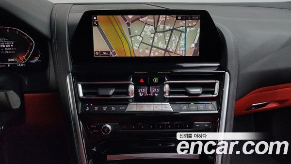 BMW 8 Series 2022, фото 14