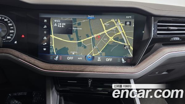 Volkswagen Touareg 2023, фото 14