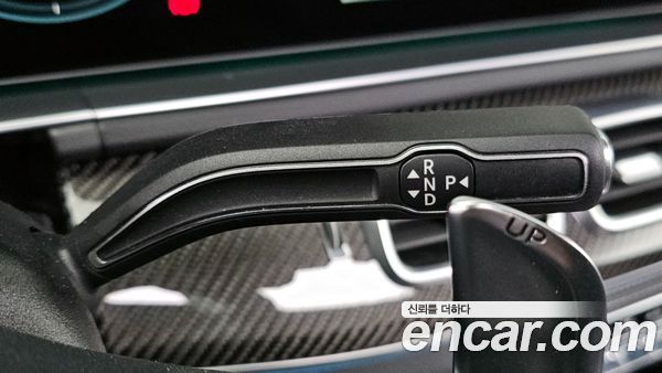 Mercedes-Benz GLE 2023, фото 9