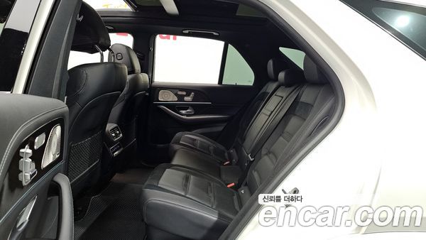 Mercedes-Benz GLE 2023, фото 12