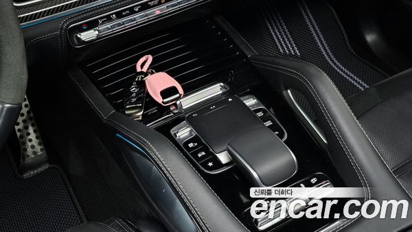 Mercedes-Benz GLE 2023, фото 18