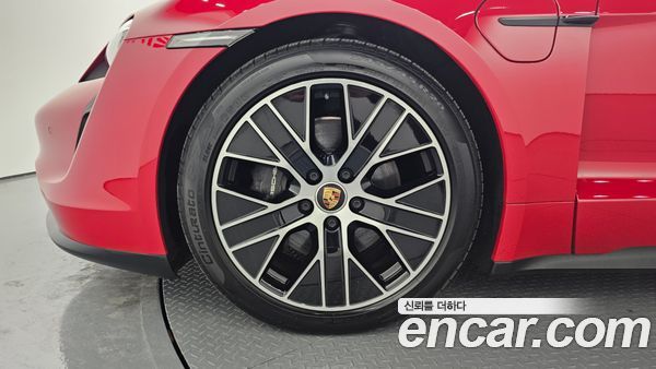 Porsche Taycan 2023, фото 5