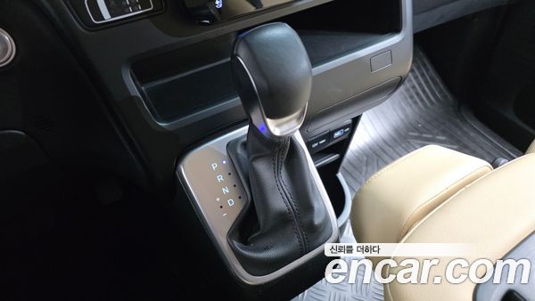 Hyundai Staria 2024, фото 9