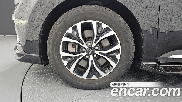 Kia Carnival 2021, фото 5