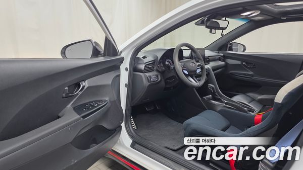 Hyundai Veloster 2022, фото 10