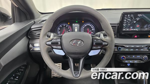 Hyundai Veloster 2022, фото 13