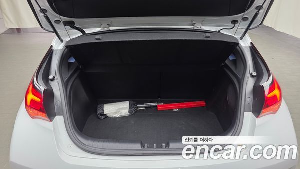 Hyundai Veloster 2022, фото 20
