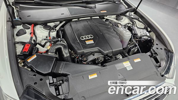 Audi A6 2023, фото 6
