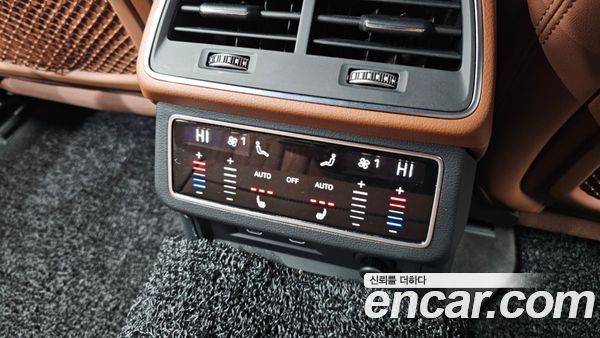 Audi A6 2023, фото 18