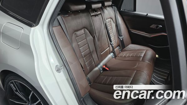BMW 3 Series 2022, фото 12