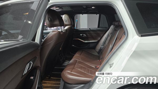BMW 3 Series 2022, фото 13