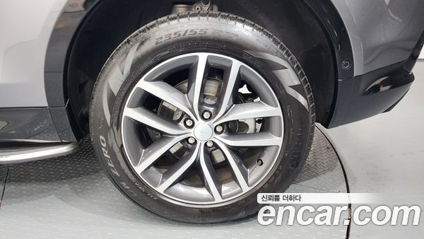 Land Rover Discovery Sport 2025, фото 5