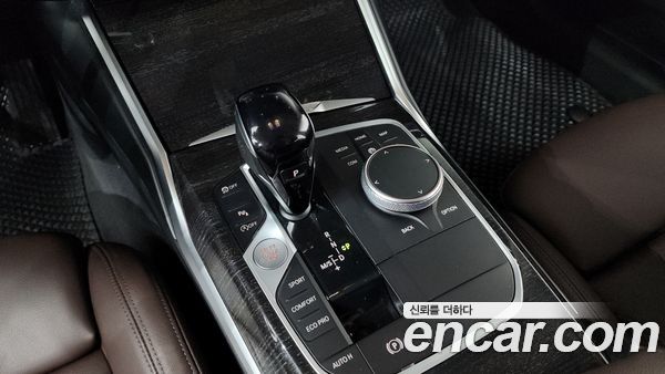 BMW 3 Series 2022, фото 9