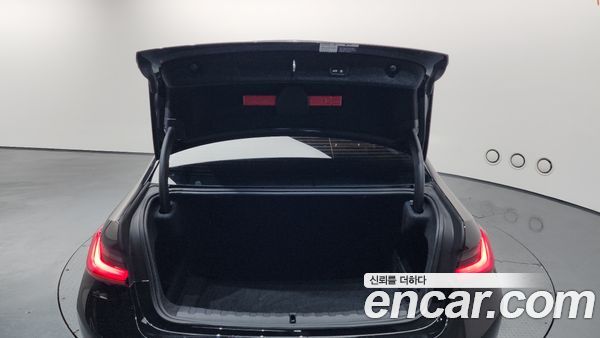 BMW 3 Series 2022, фото 20