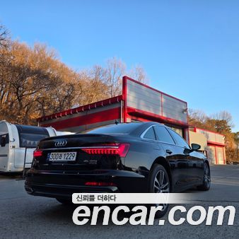 Audi A6 2022, фото 5