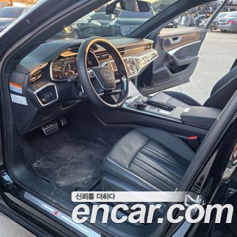 Audi A6 2022, фото 10