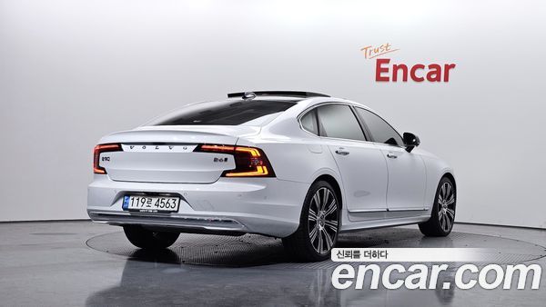 Volvo S90 2023, фото 2