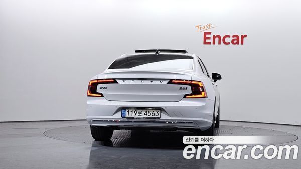 Volvo S90 2023, фото 4