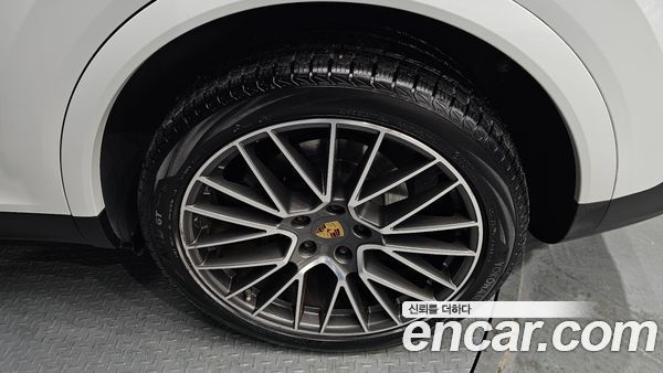 Porsche Cayenne 2021, фото 5