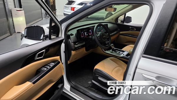 Kia Carnival 2023, фото 10