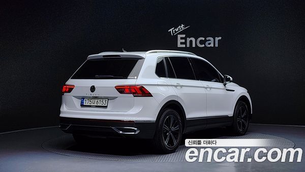 Volkswagen Tiguan 2021, фото 2