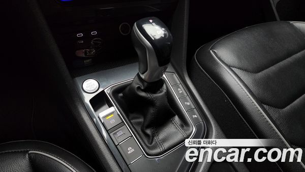 Volkswagen Tiguan 2021, фото 9