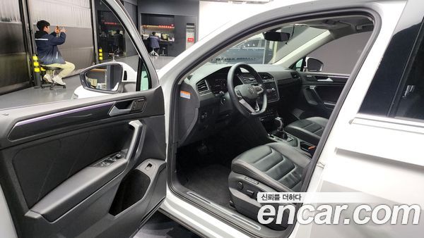 Volkswagen Tiguan 2021, фото 10