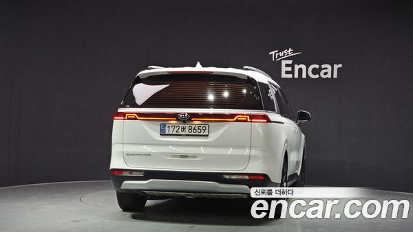 Kia Carnival 2021, фото 4