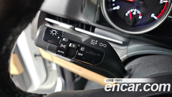 Kia Carnival 2021, фото 15
