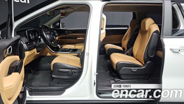 Kia Carnival 2021, фото 18