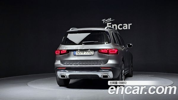 Mercedes-Benz GLB 2021, фото 4