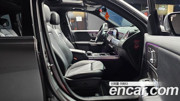 Mercedes-Benz GLB 2021, фото 10