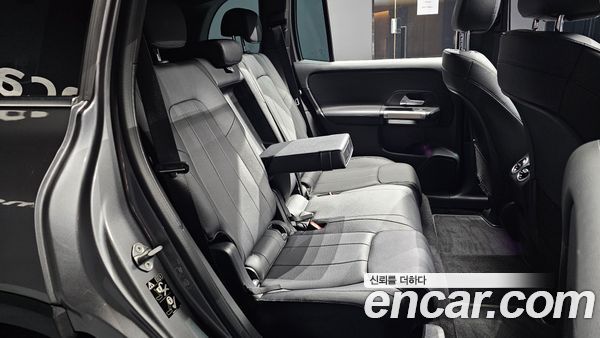 Mercedes-Benz GLB 2021, фото 12