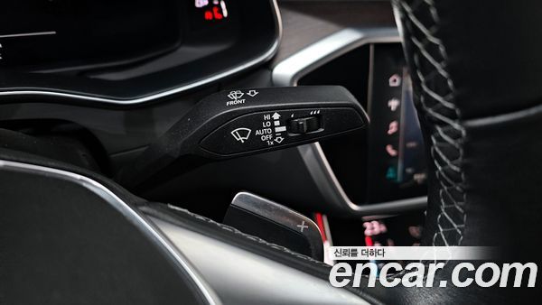 Audi A7 2022, фото 17