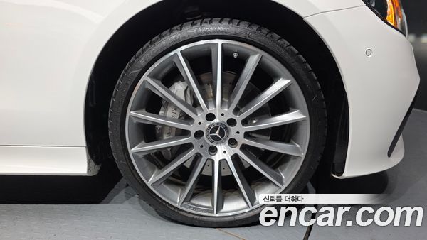 Mercedes-Benz E-Class 2021, фото 5