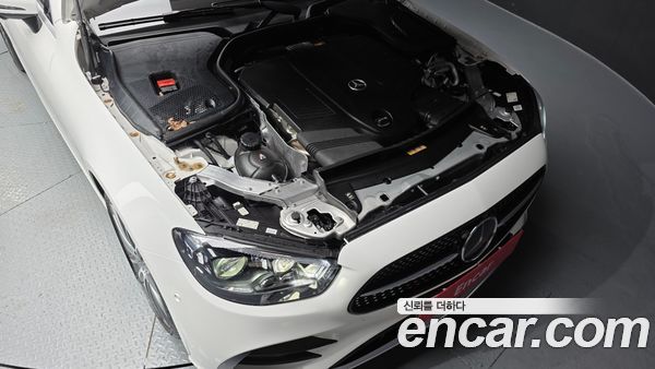 Mercedes-Benz E-Class 2021, фото 6
