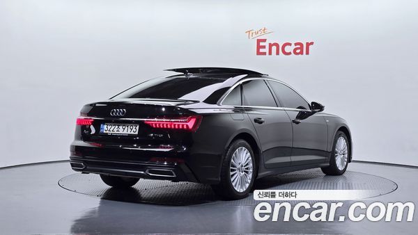 Audi A6 2020, фото 2