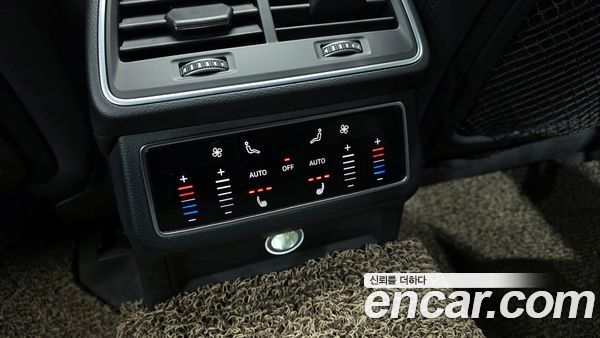 Audi A6 2020, фото 17