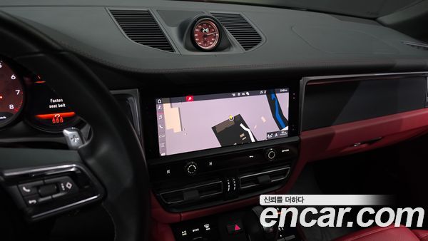 Porsche Macan 2022, фото 13