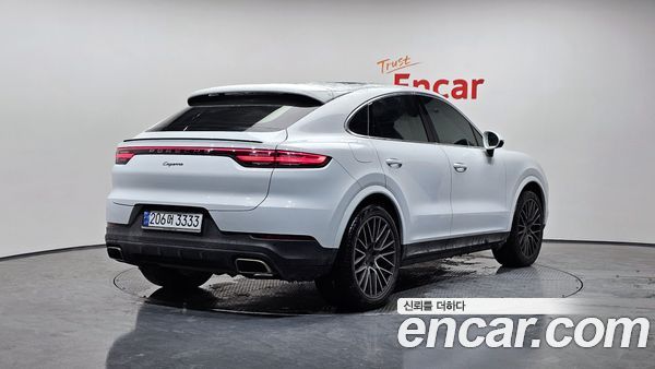 Porsche Cayenne 2020, фото 2