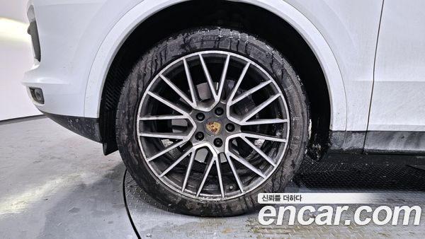 Porsche Cayenne 2020, фото 5