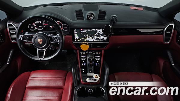 Porsche Cayenne 2020, фото 7