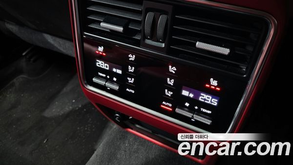 Porsche Cayenne 2020, фото 18