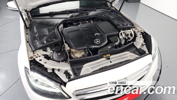 Mercedes-Benz C-Class 2020, фото 6