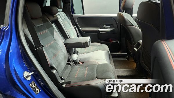 Mercedes-Benz GLB 2020, фото 12